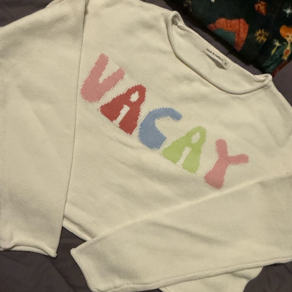 Moon & Madison White VACAY Cropped Sweater!